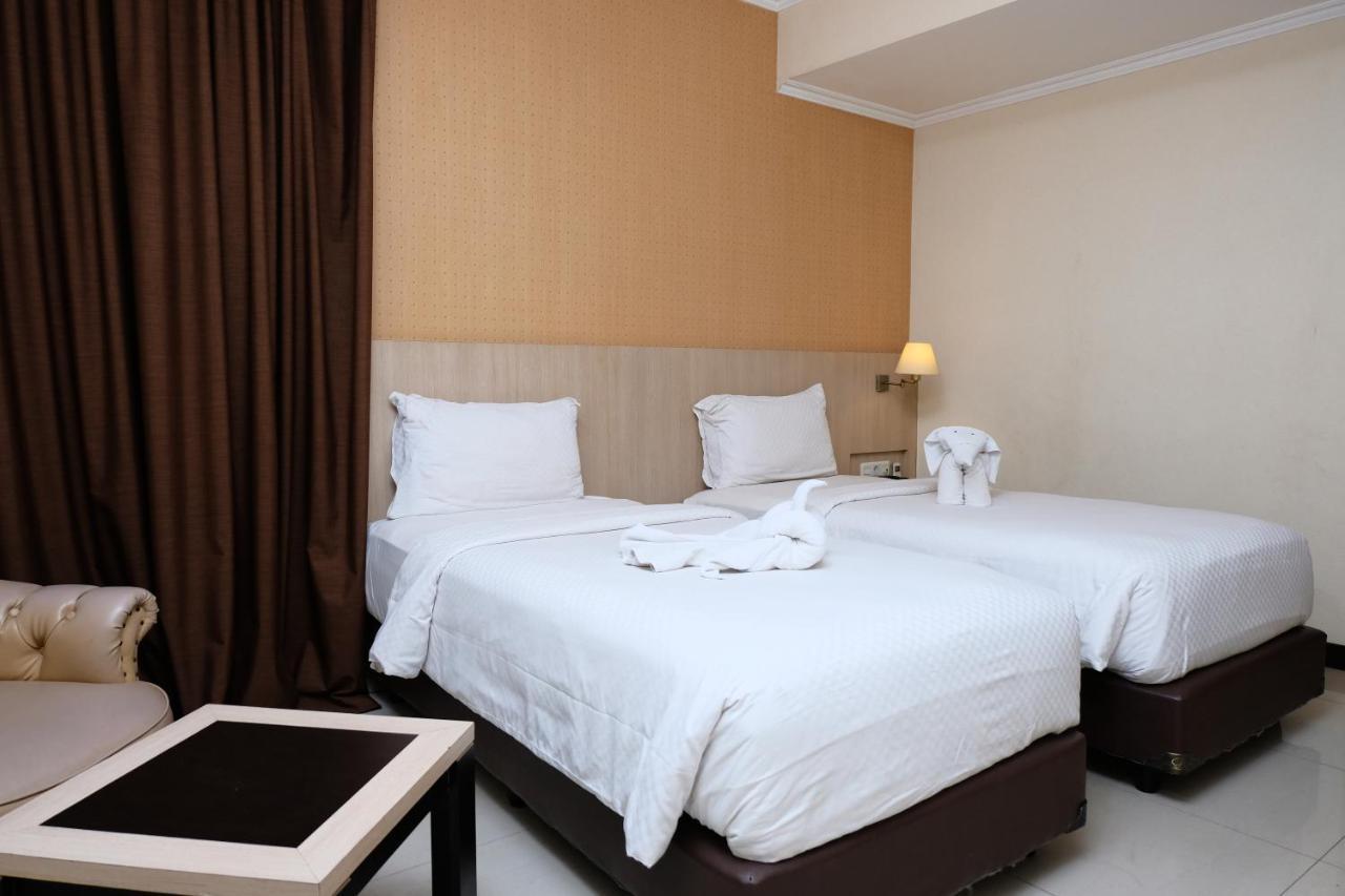 Rio City Hotel Palembang Exterior foto
