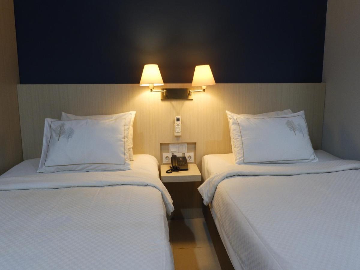 Rio City Hotel Palembang Exterior foto